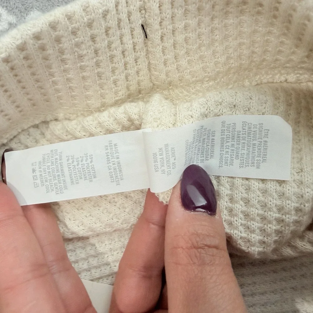 NWT Aerie Waffle Knit Flare Pant Ivory Small Pull On Stretch Minimalist - Picture 5 of 6